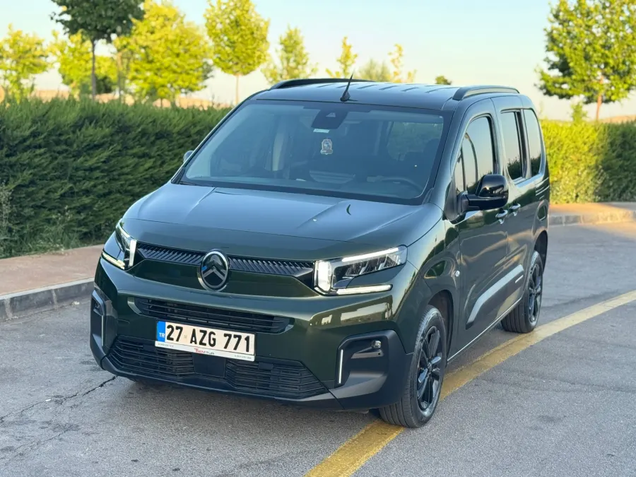 Citroën Berlingo mieten in Gaziantep