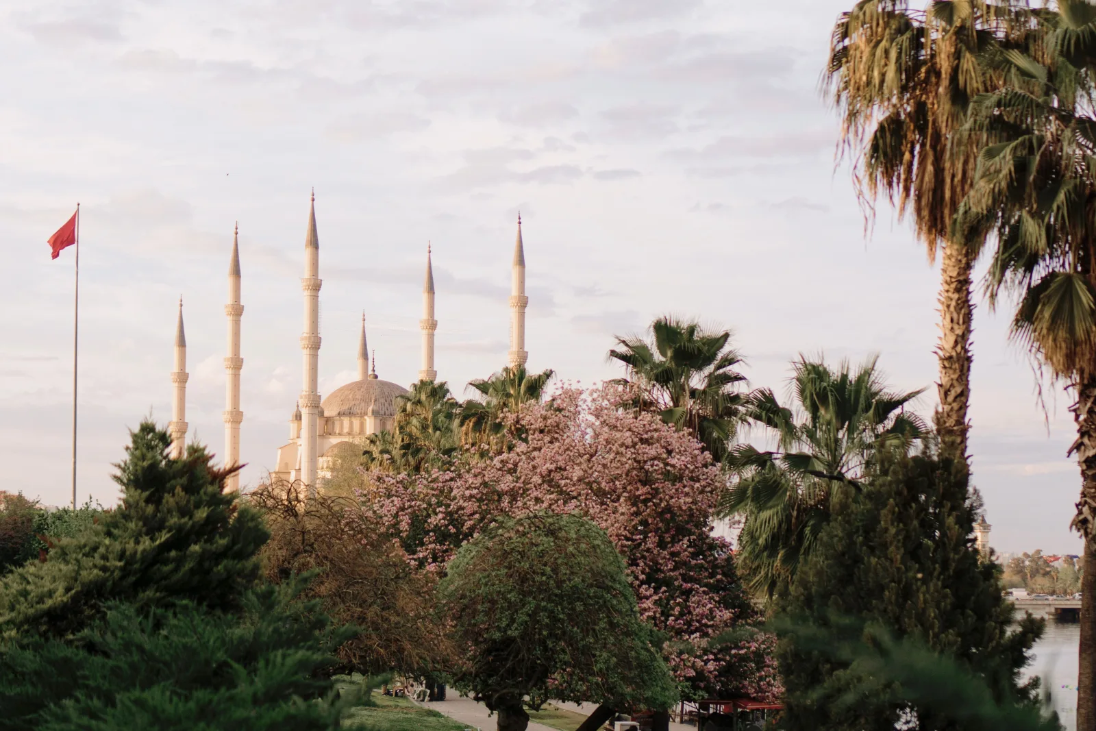 Adana Araç Kiralama — Gaziantep'ten Teslimat